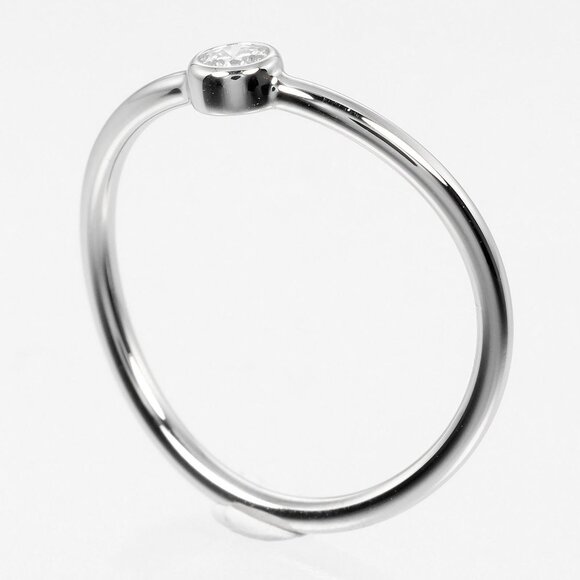 TIFFANY & CO. Platinum Diamond Ring - Picture 3 of 9